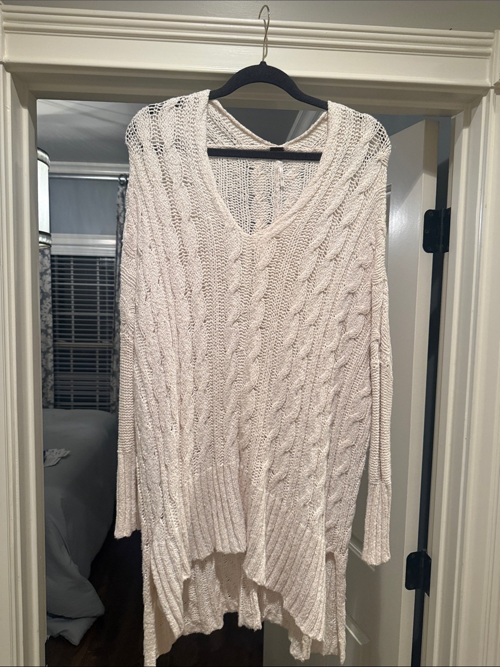 Free People Cream Cable Knit V-Neck Pullover